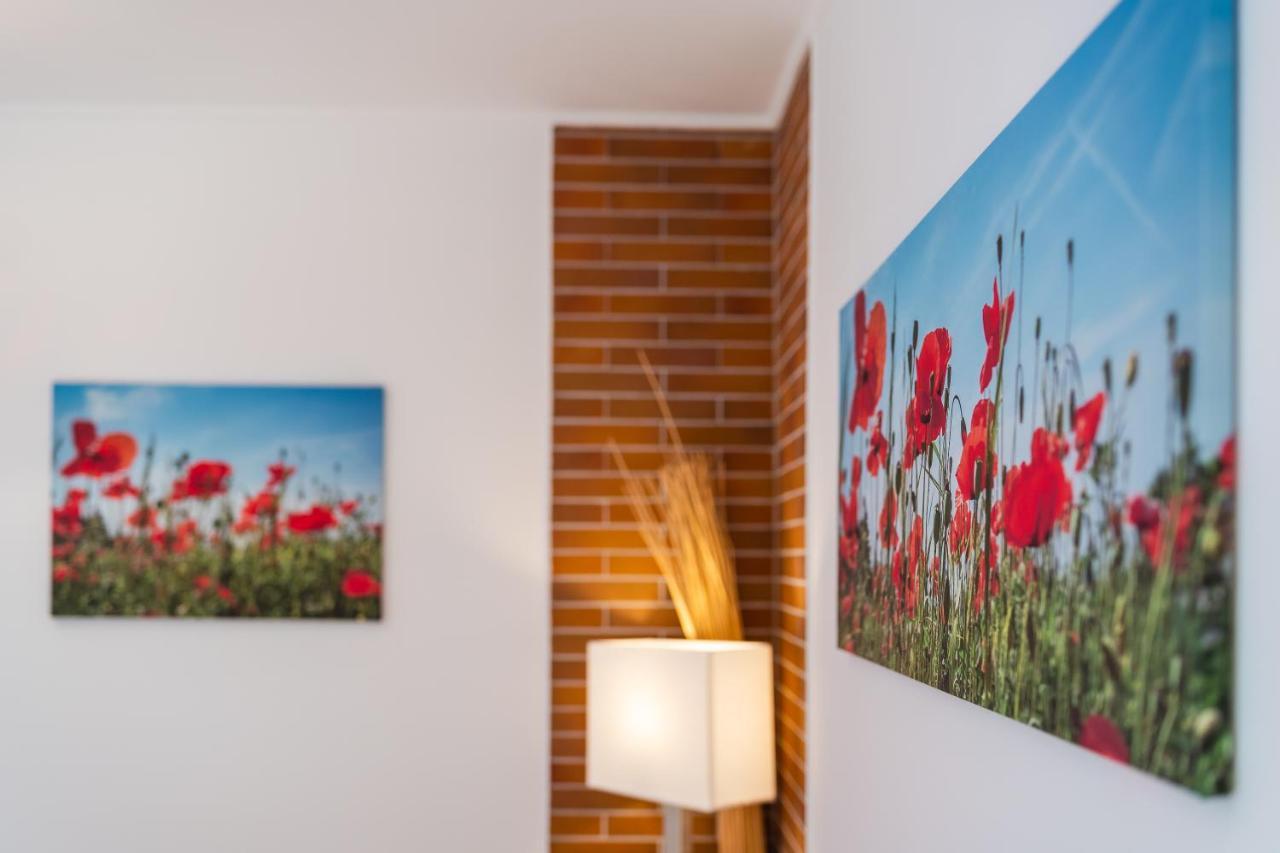 Sara-Lux Apartman Nyarliget Exteriér fotografie
