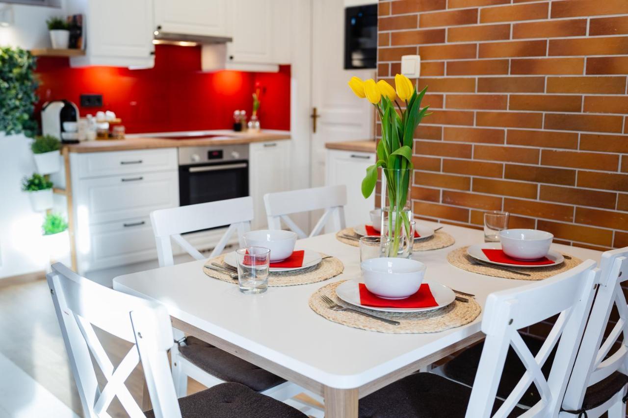 Sara-Lux Apartman Nyarliget Exteriér fotografie