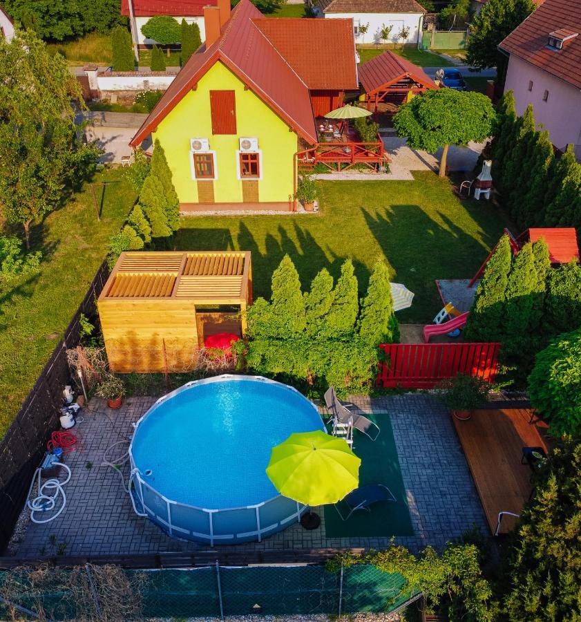Sara-Lux Apartman Nyarliget Exteriér fotografie